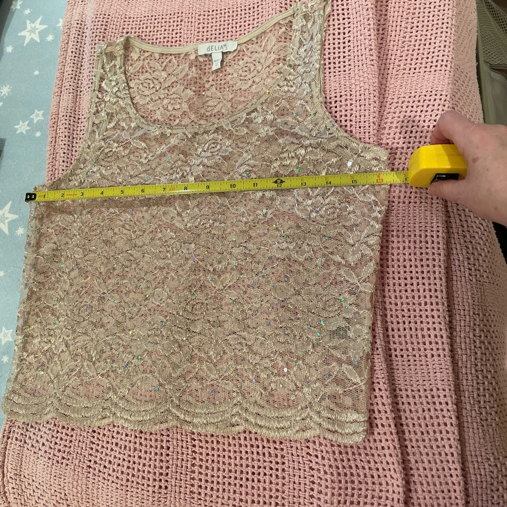 Shimmery Gold Lace Blouse - Picture 10 of 10